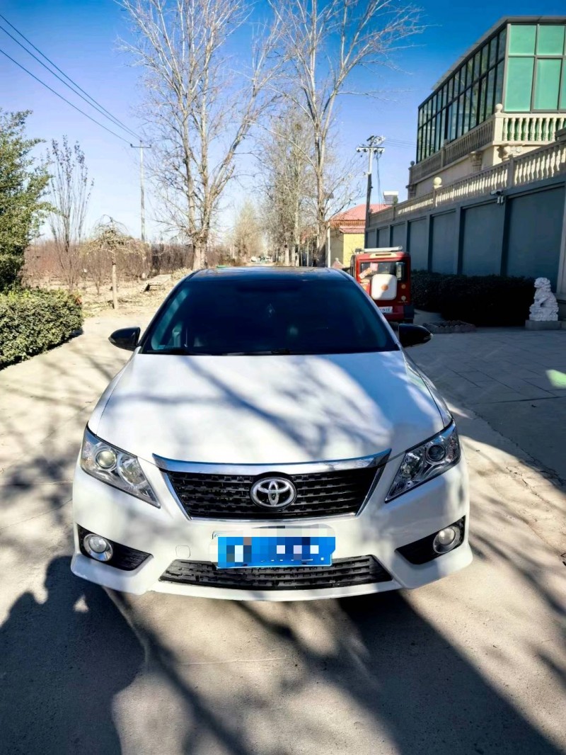 保定13年丰田凯美瑞1