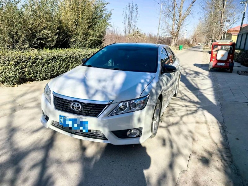 保定13年丰田凯美瑞2