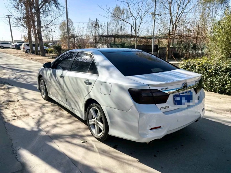 保定13年丰田凯美瑞8