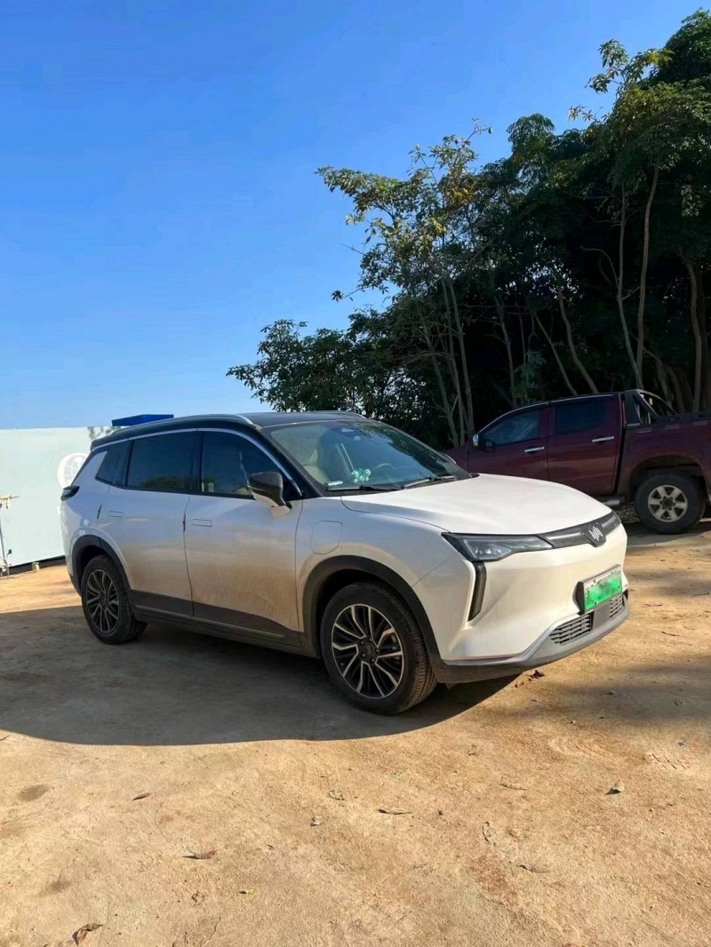 湛江22年威馬汽車W62