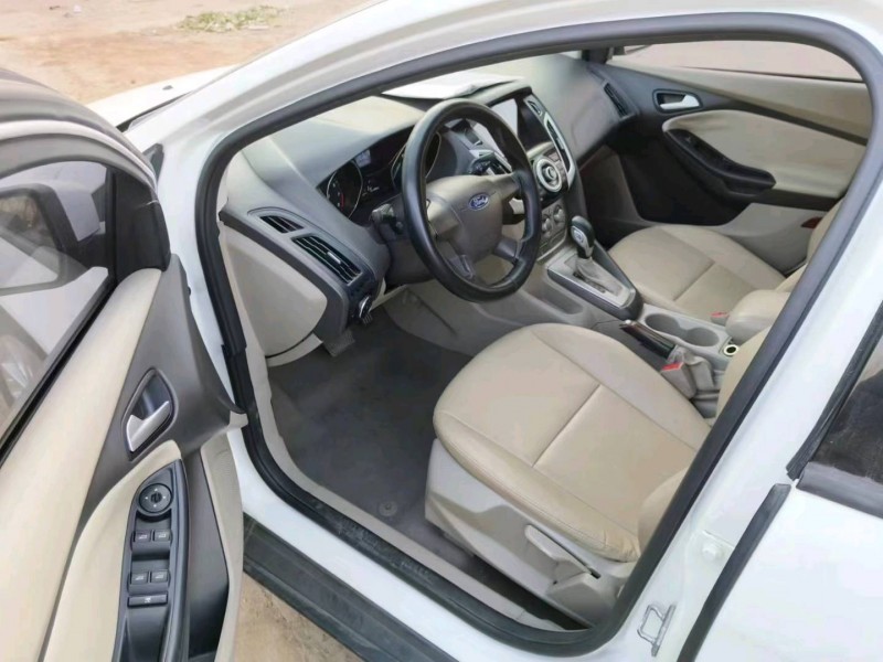 石家庄15年福特福克斯5