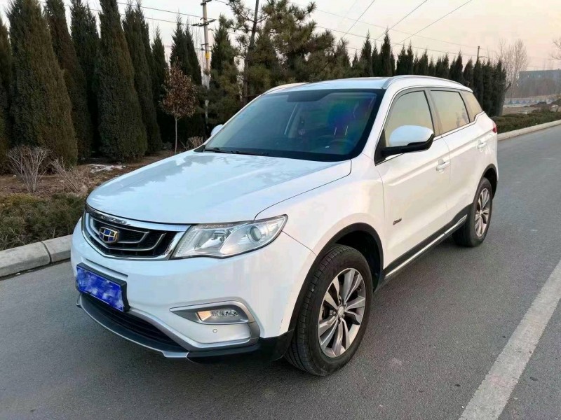 东营17年吉利博越5