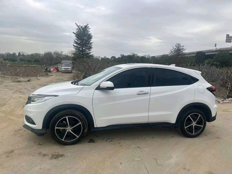 珠海22年本田缤智3