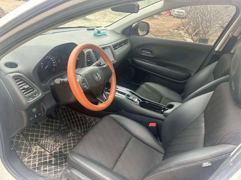 珠海22年本田缤智7