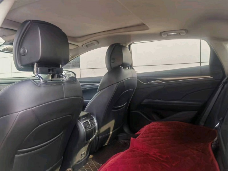 保定17年别克君越6