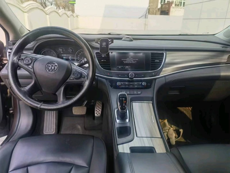 保定17年别克君越7