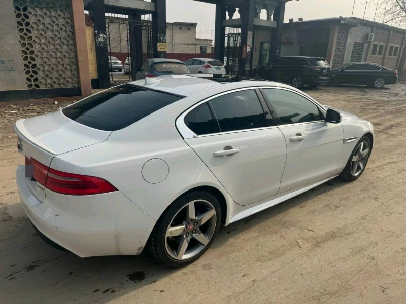 保定16年捷豹XE5