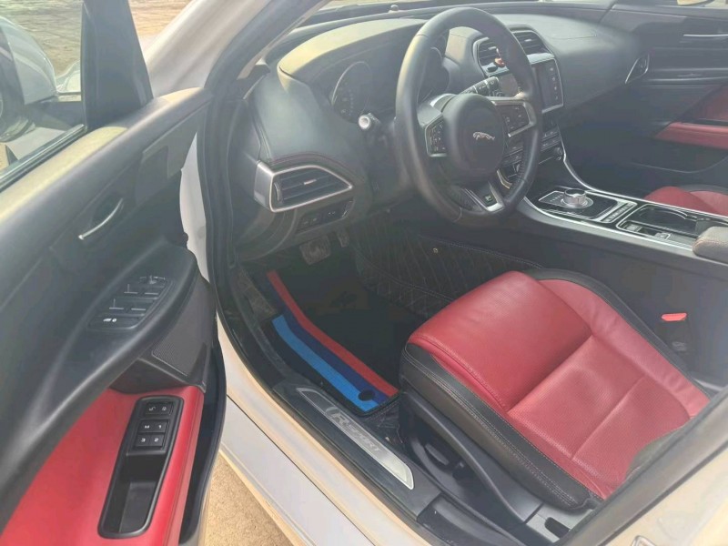 保定16年捷豹XE8