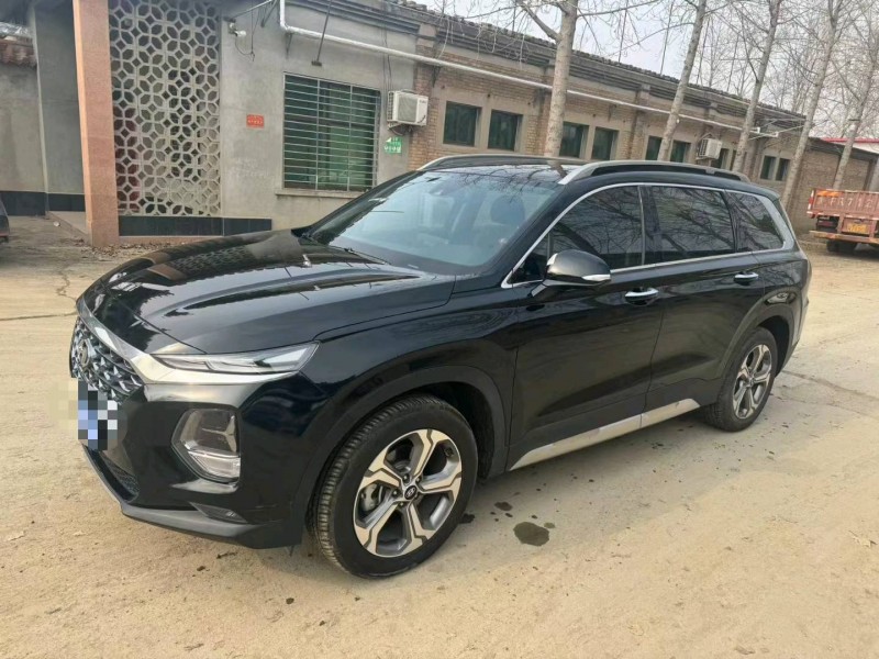 保定19年现代新胜达3