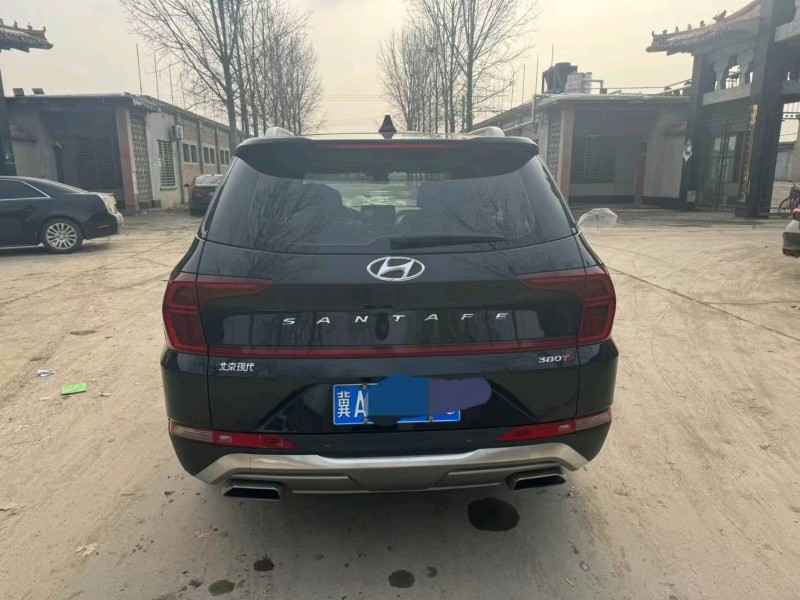 保定19年现代新胜达9