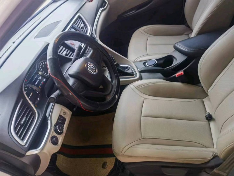 保定20年别克英朗6