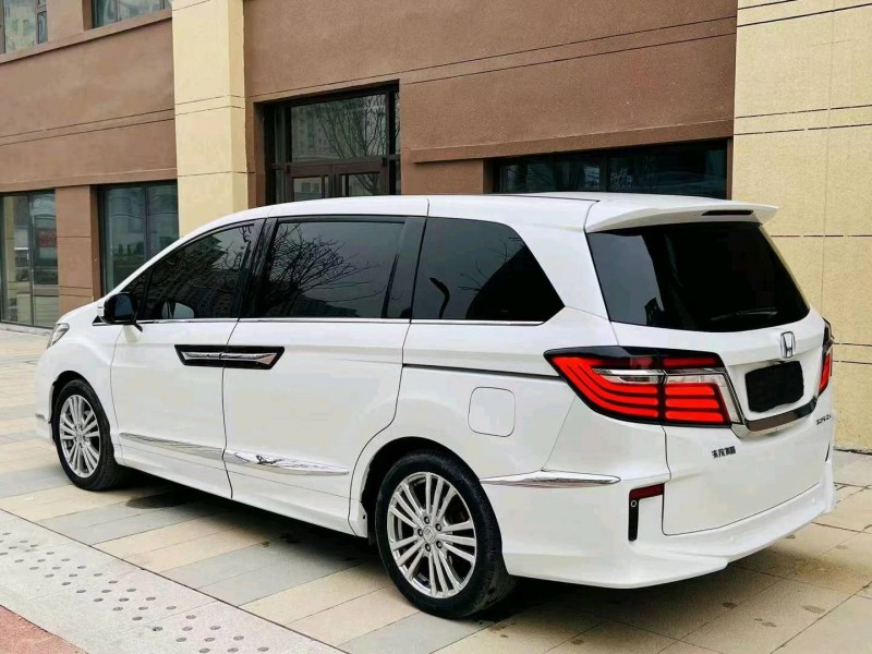 东营16年本田艾力绅7