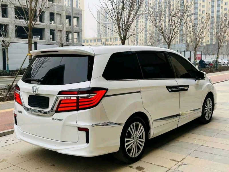 东营16年本田艾力绅8