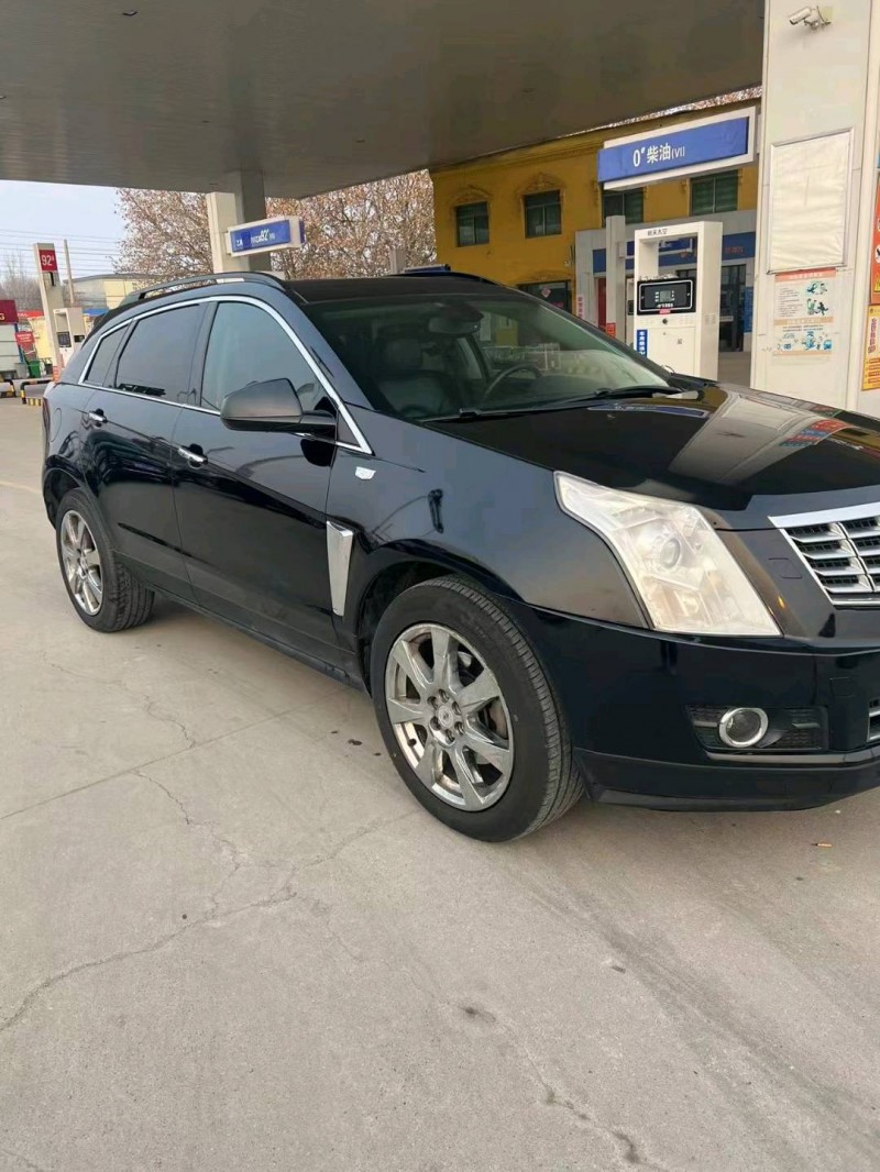 保定13年凯迪拉克SRX2