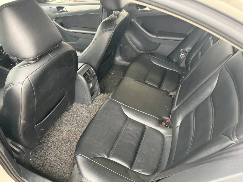 保定15年大众速腾5