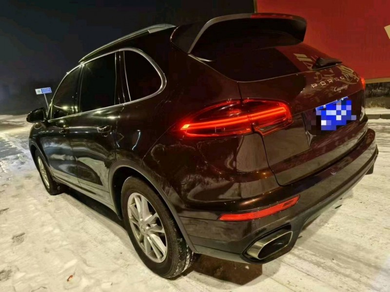 邯郸15年保时捷卡宴4