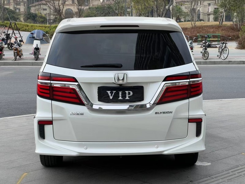 东莞17年本田艾力绅9