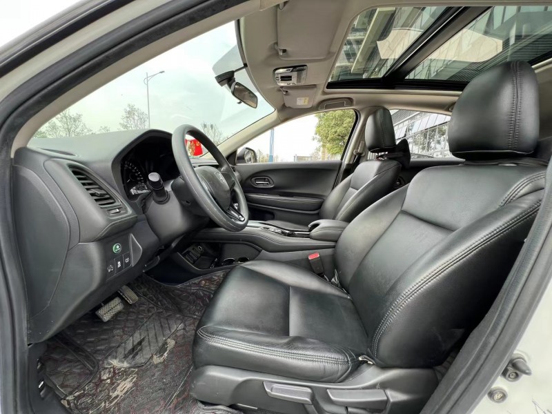 东莞20年本田缤智4