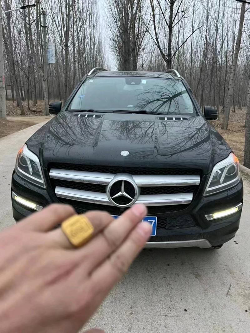 济宁16年奔驰GL1