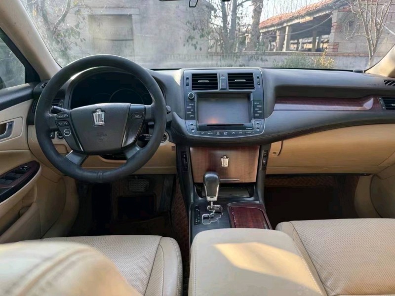 东营12年丰田皇冠5
