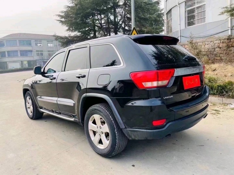 东营12年Jeep大切诺基4