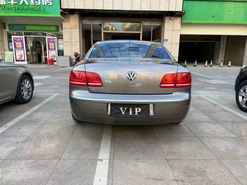 邵阳14年大众辉腾5