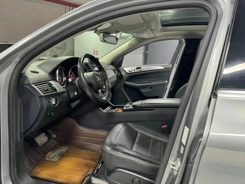 成都15年奔驰GLE5