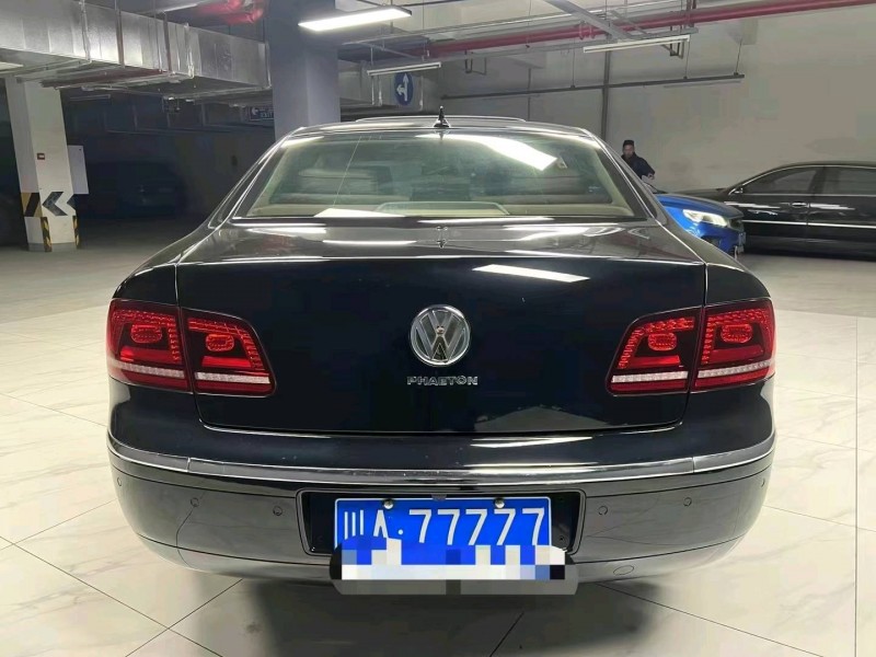 成都13年大众辉腾4