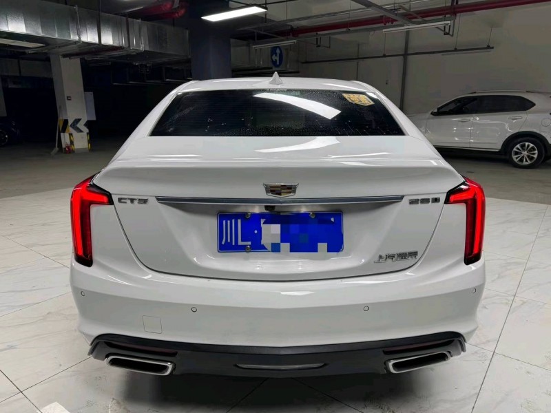 成都21年凯迪拉克CT59