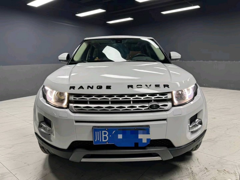 成都16年路虎极光1