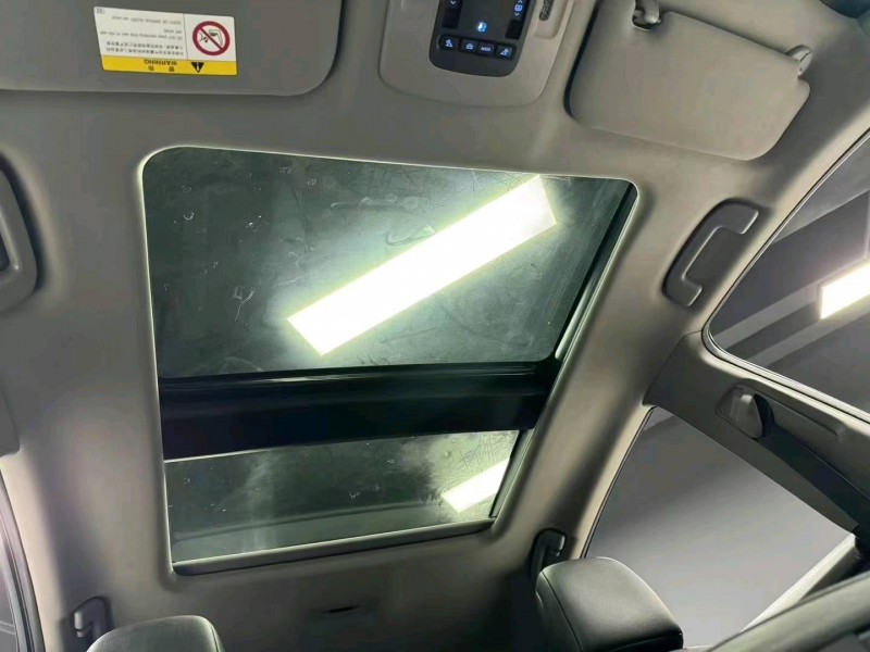 成都19年丰田凯美瑞9