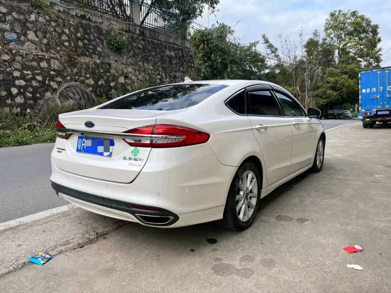 汕头17年福特蒙迪欧9