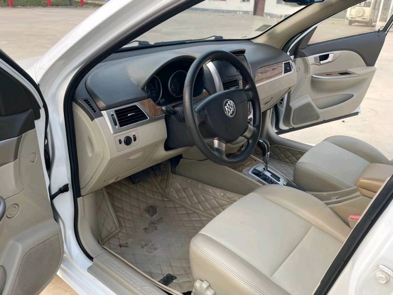 徐州16年别克凯越5