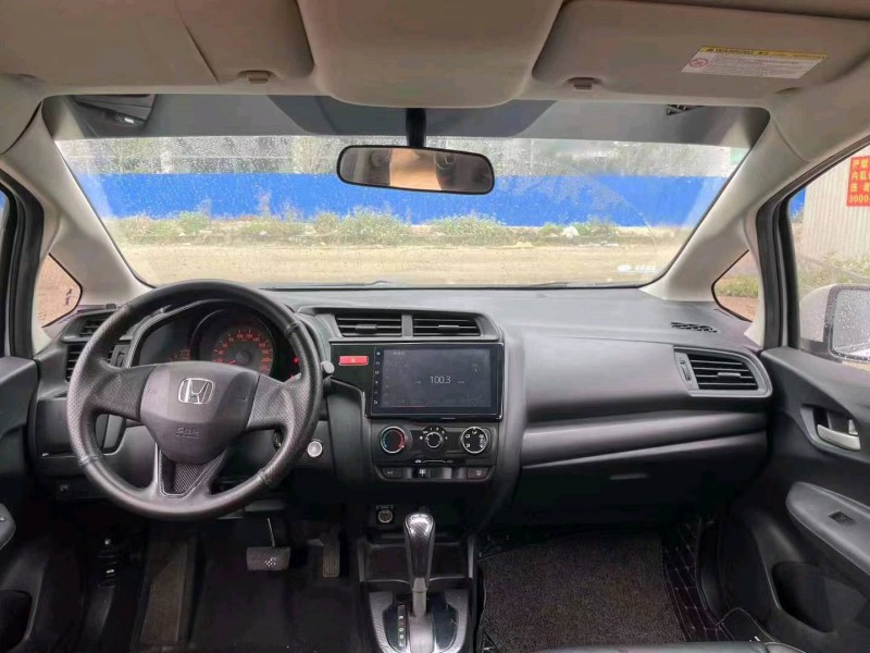 枣庄16年本田飞度3