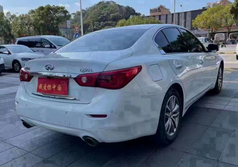 遵義15年英菲尼迪Q50L3