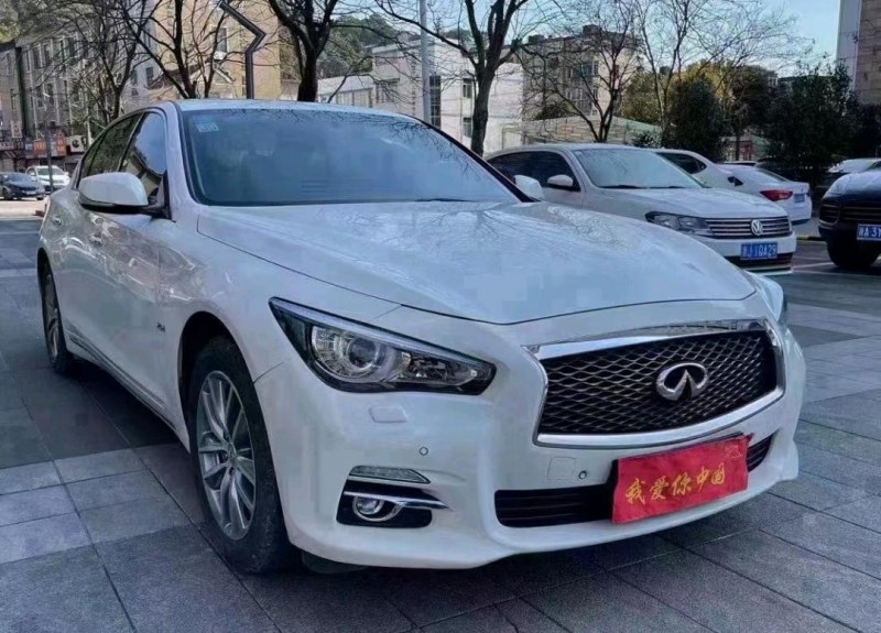 遵義15年英菲尼迪Q50L5