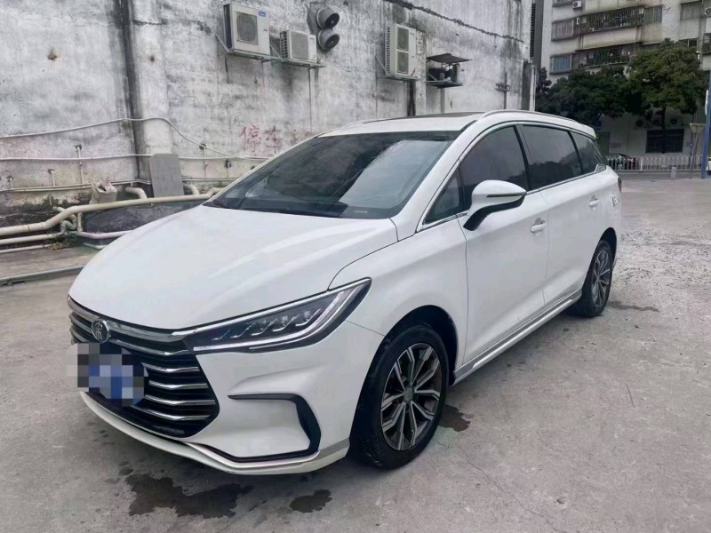 广州21年比亚迪宋MAX2