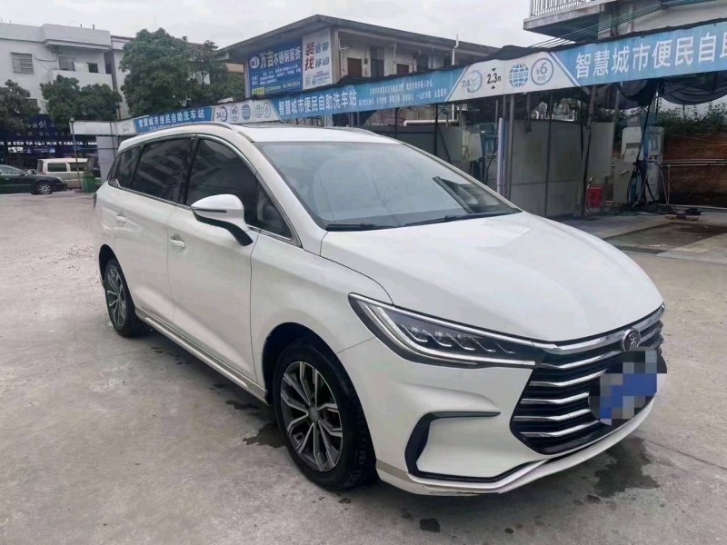 广州21年比亚迪宋MAX8