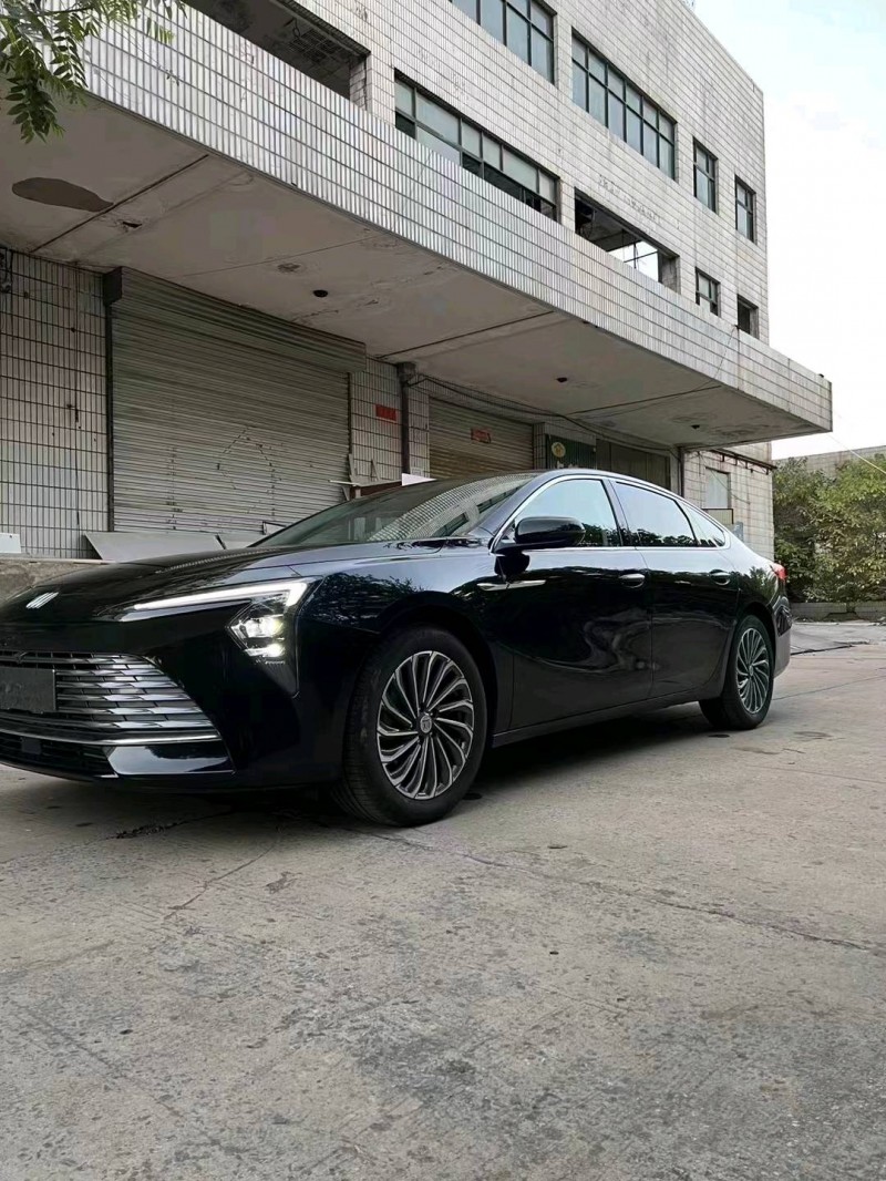 邯郸23年别克君越2