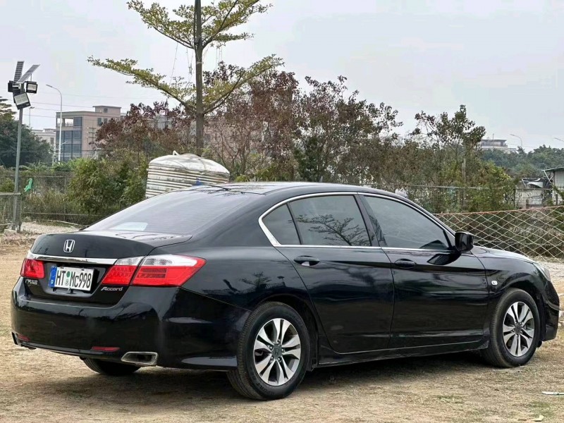 汕头15年本田雅阁8