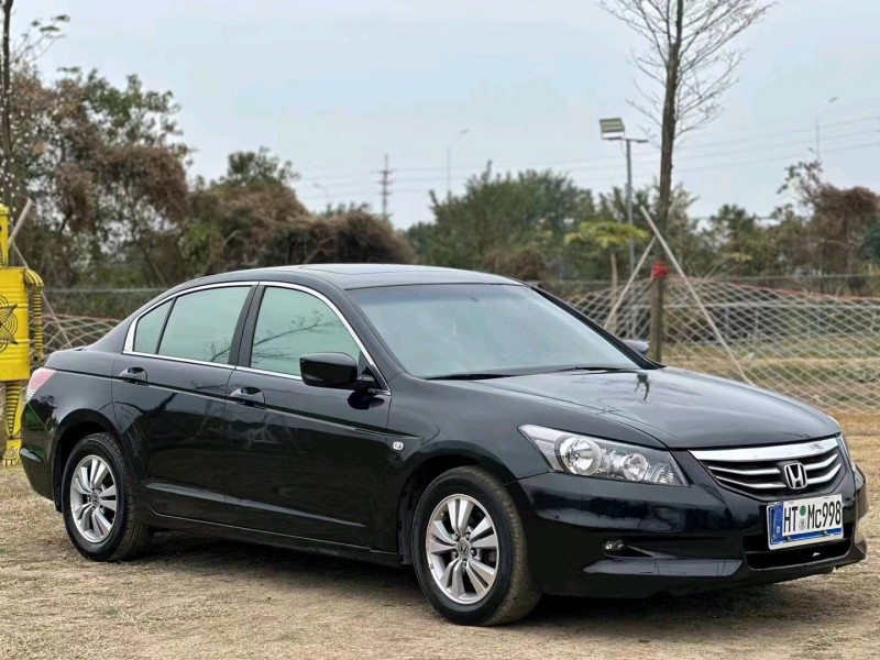 汕头11年本田雅阁2