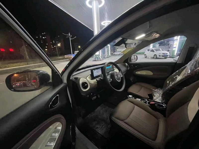 滄州23年五菱汽車繽果7