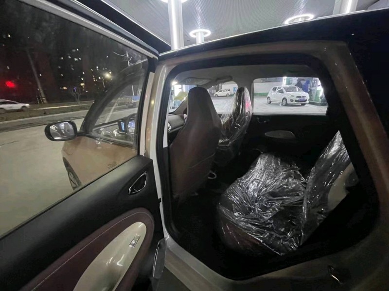 滄州23年五菱汽車繽果8