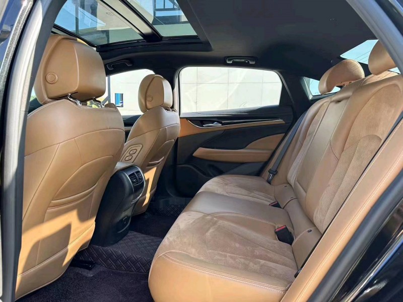 汕头20年别克君越6