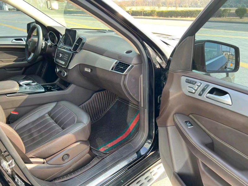 盐城19年奔驰GLS5