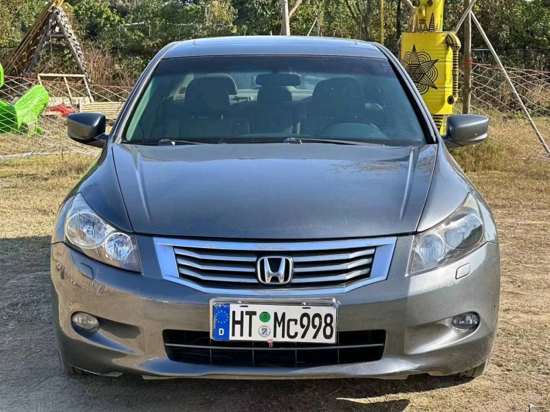 汕头08年本田雅阁1