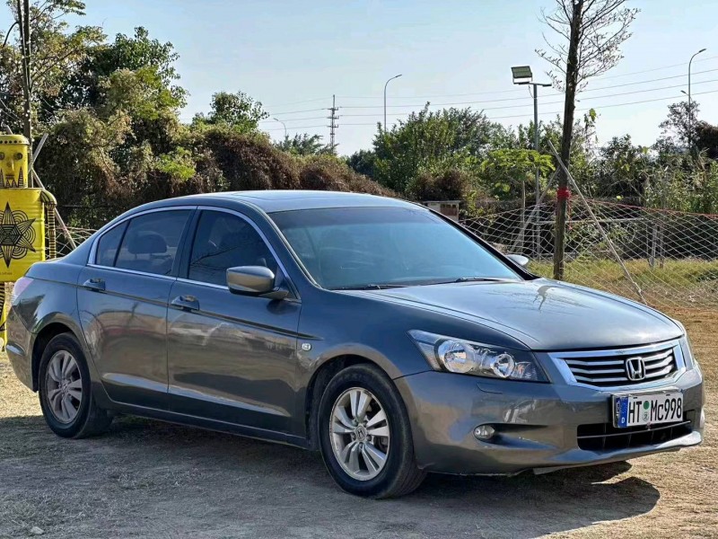 汕头08年本田雅阁2