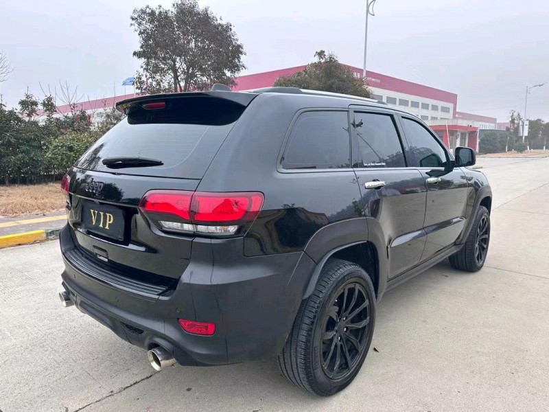 盐城20年Jeep大切诺基9