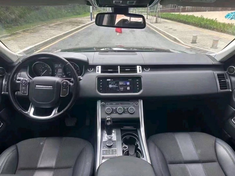 广州18年路虎揽胜运动6