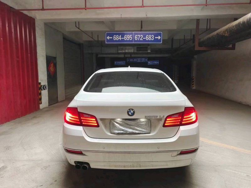 东营17年宝马5系9